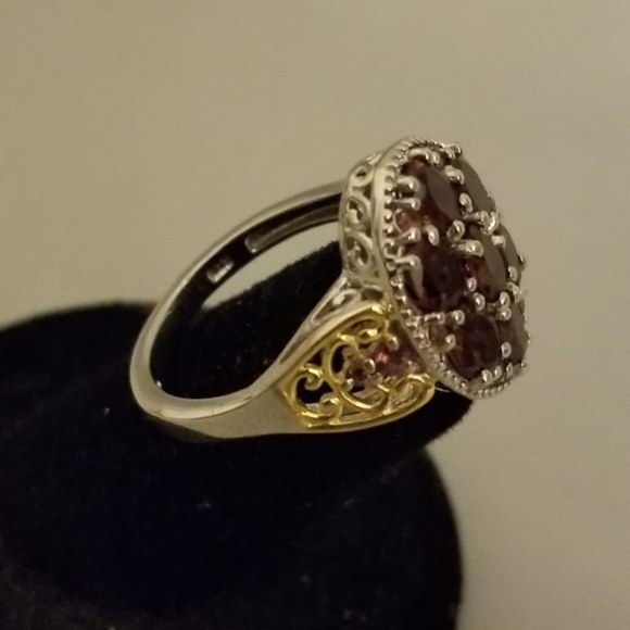 Wine Red Garnet Ring. Size 8 - Picture 2 of 4